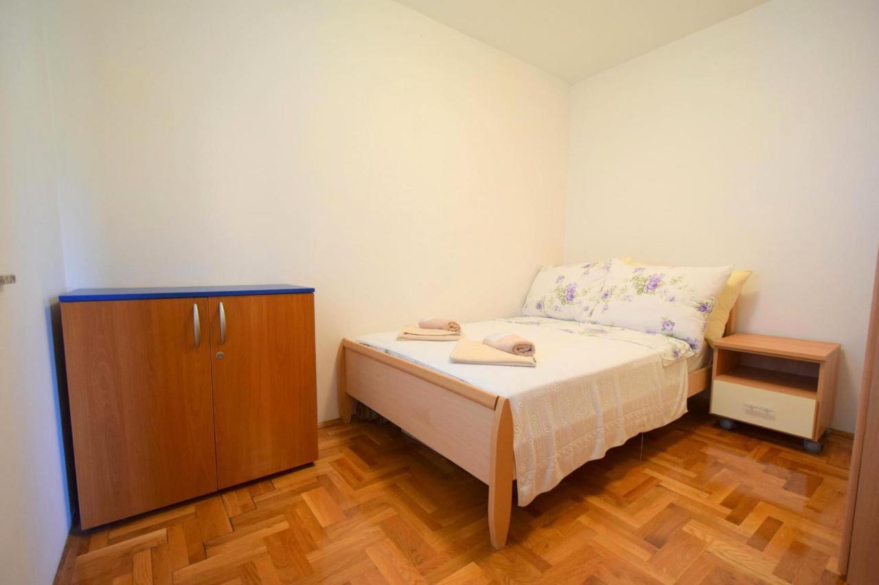 Apartment Mirela Malinska Kültér fotó