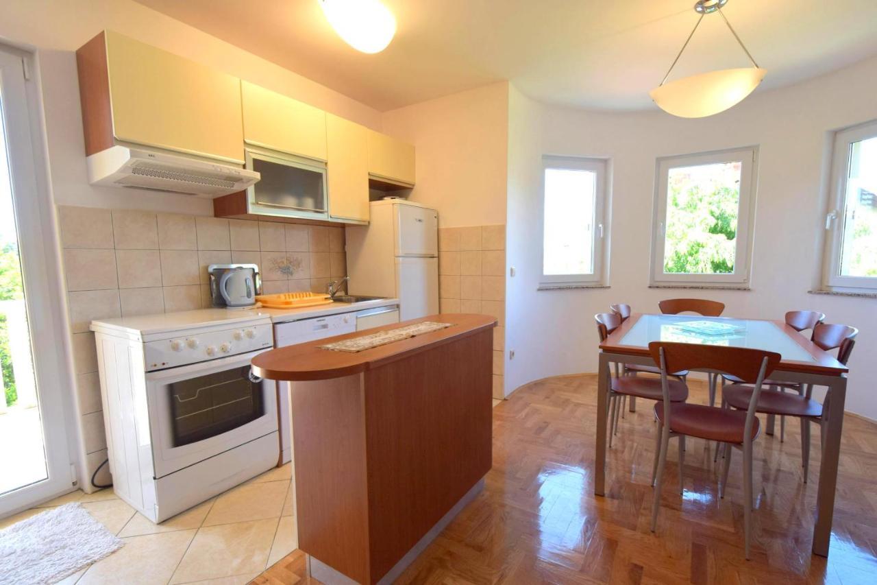 Apartment Mirela Malinska Kültér fotó